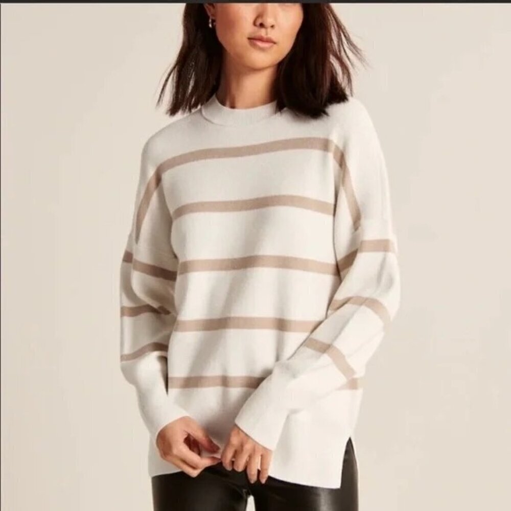 abercrombie & fitch soft af striped crew neck sweater size S